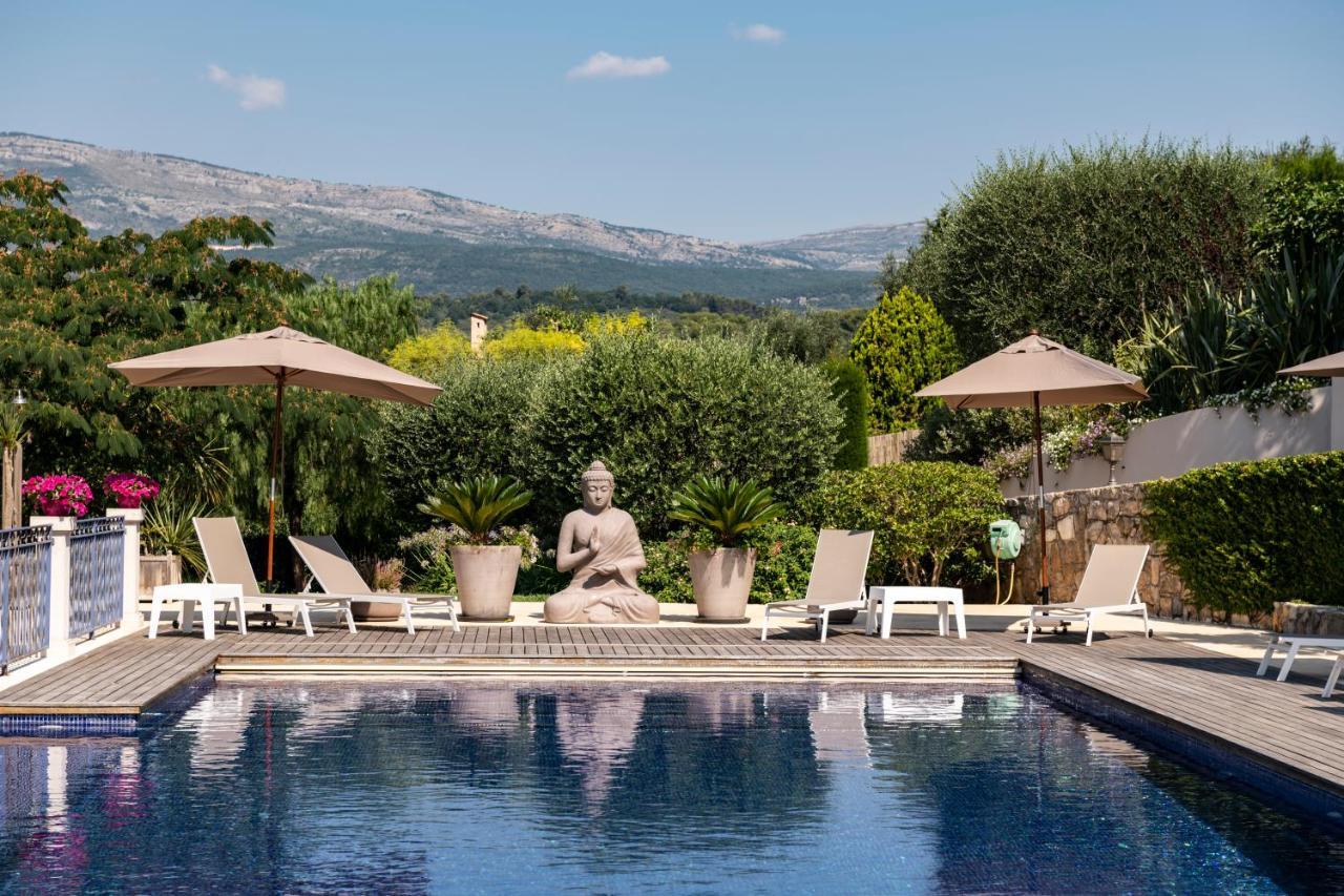 Bed and Breakfast Terre De Reve Le Rouret Esterno foto